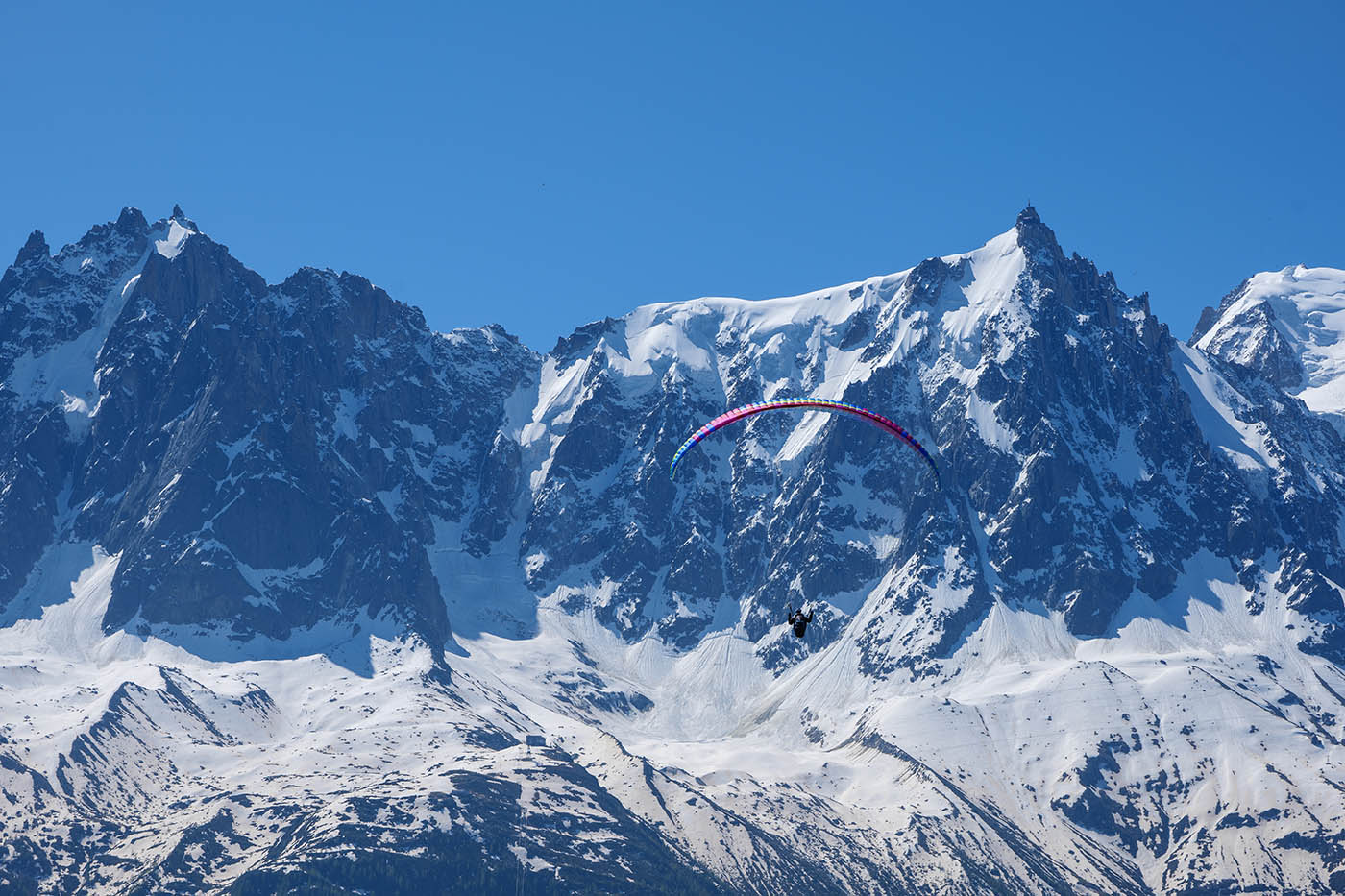 parapente avec Aiguille du midi en arrière plan