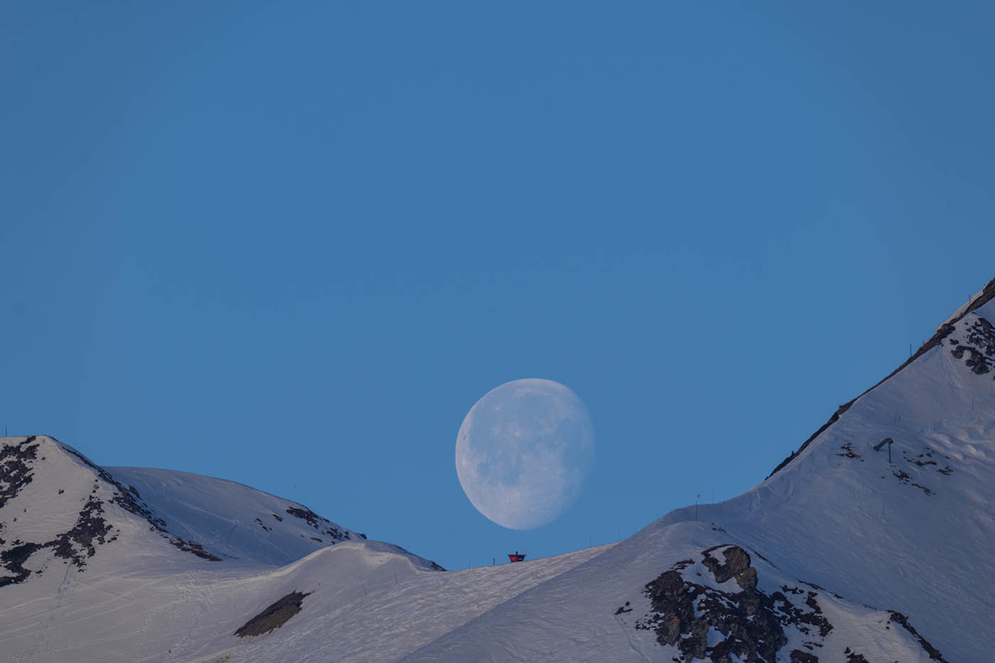 photographie Lune au télé-objectif