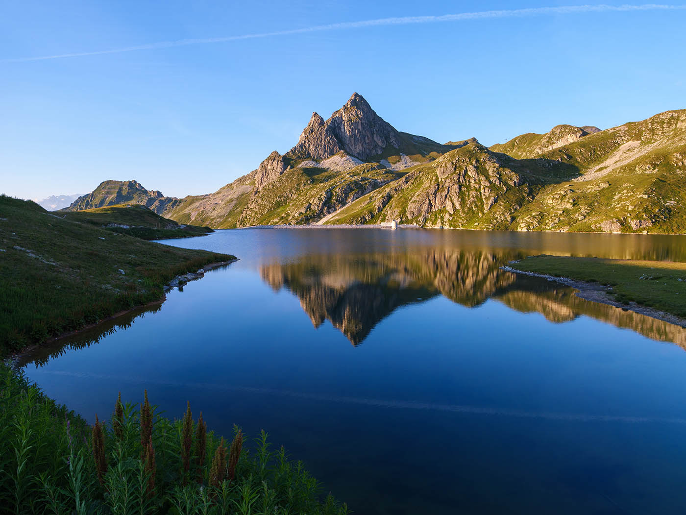 photographie de paysage de montagne