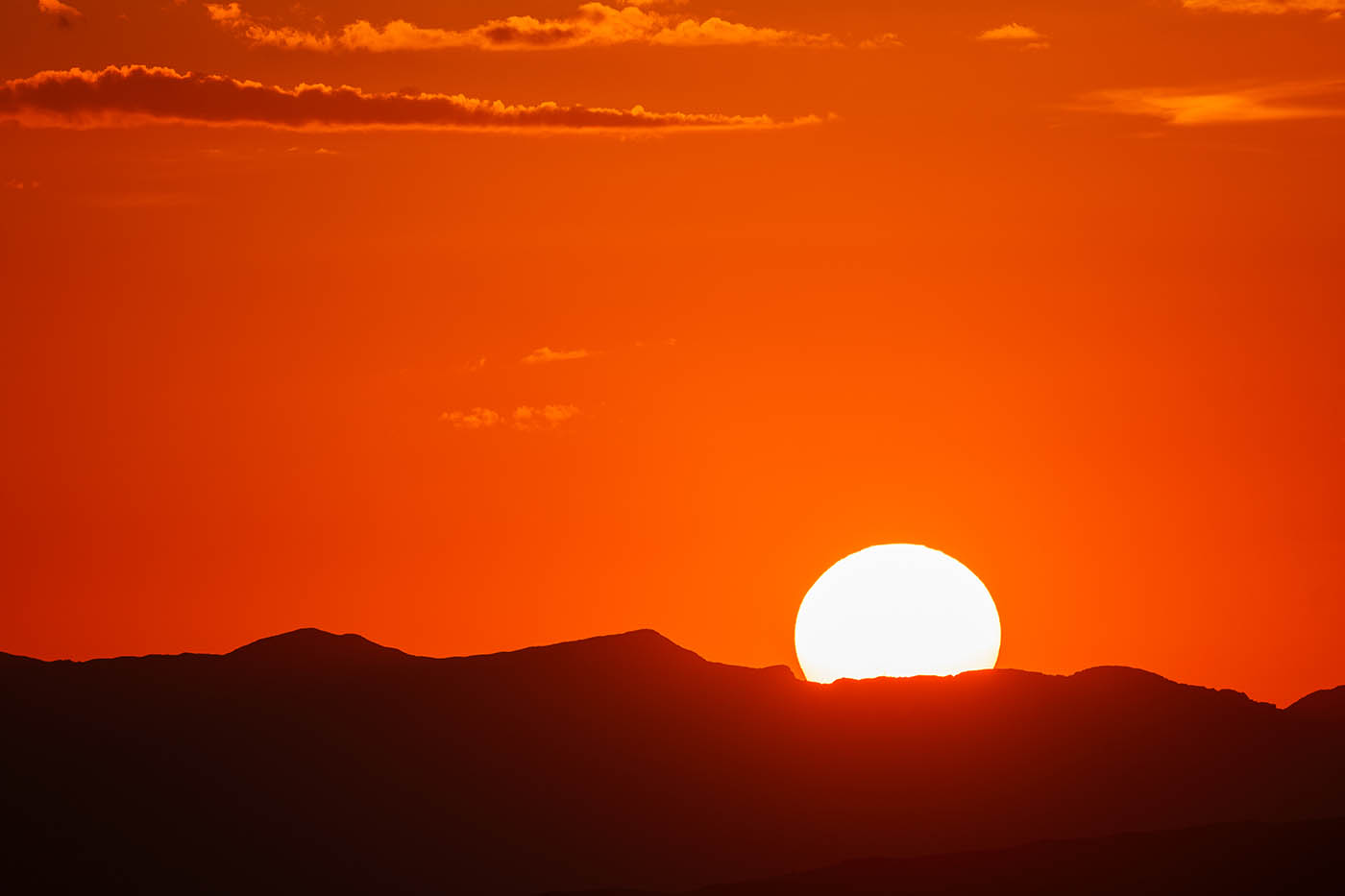 coucher de soleil dans les Alpes