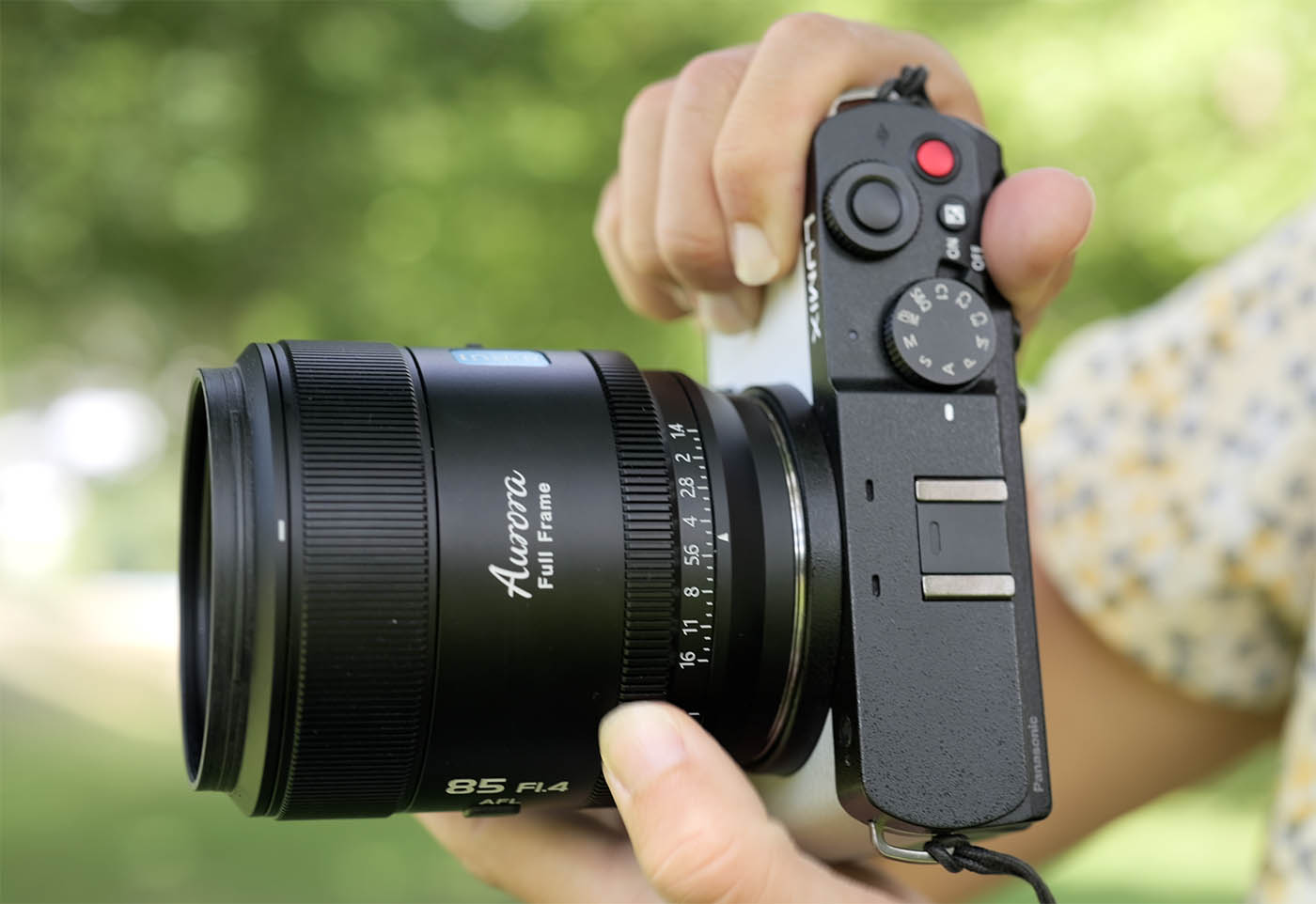 Sirui 85mm f1.4 Aurora ergonomie