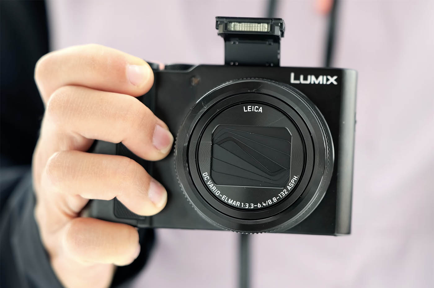 Lumix TZ300 flash intégré