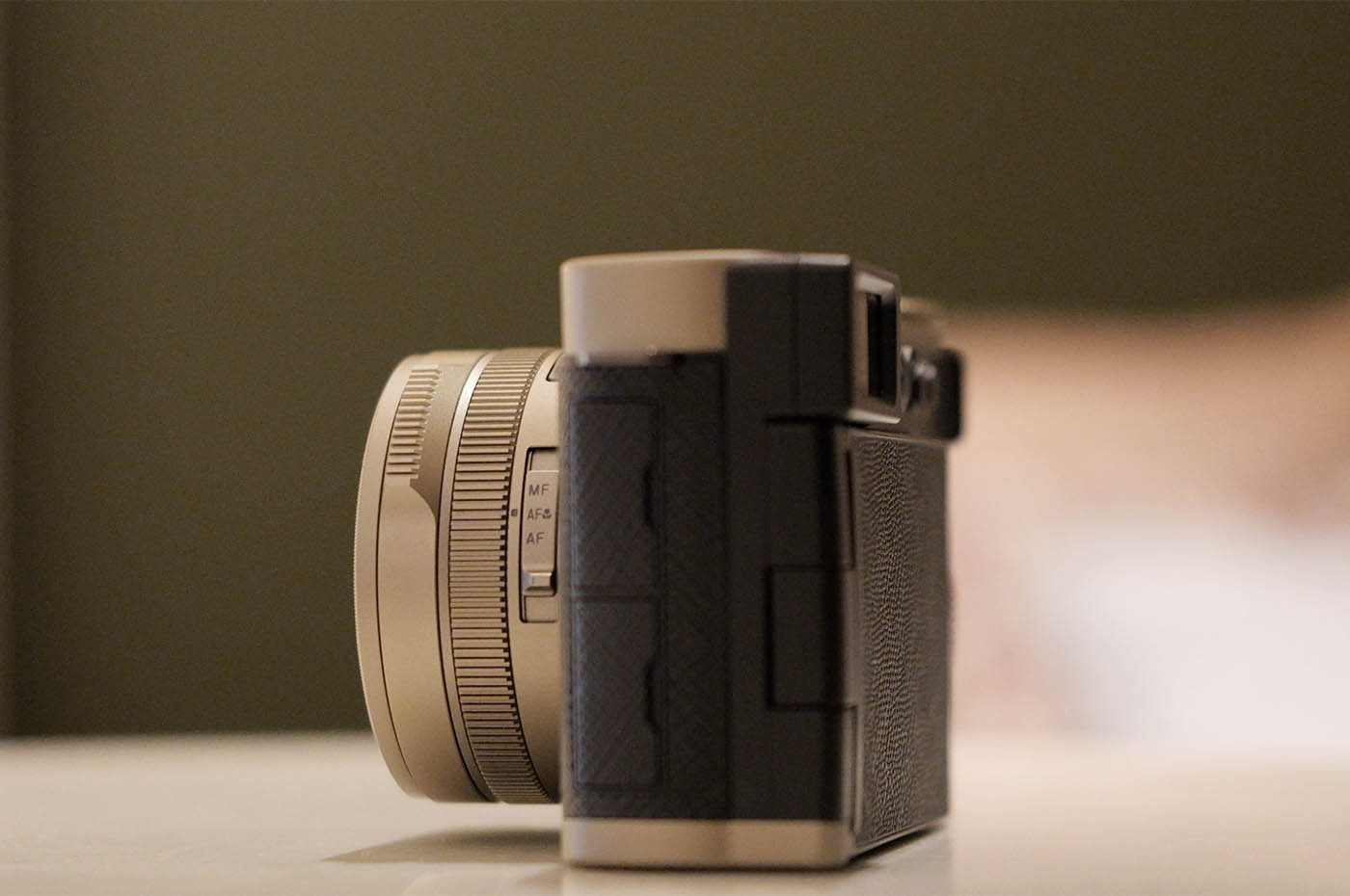 avis Lumix DC-L10
